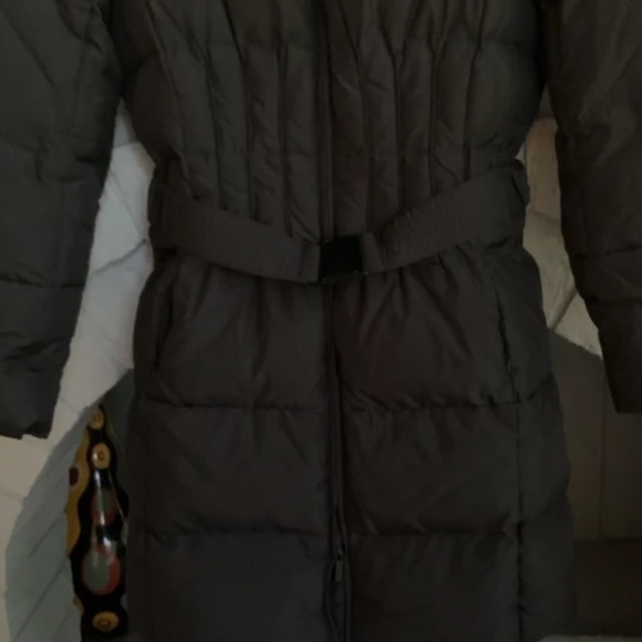 Calvin Klein Quilted Down Jacket Coat Label is M but runs larger - Picture 5 of 7